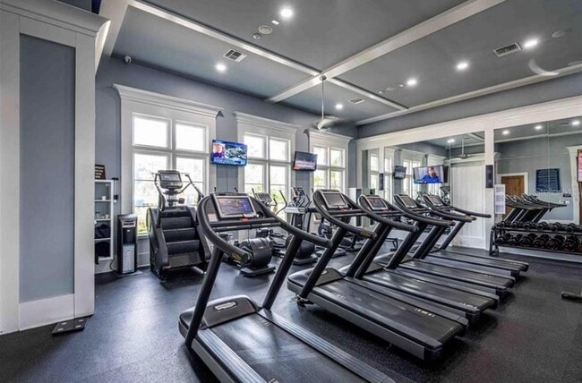 Building Photo - 4841 San Martino Dr