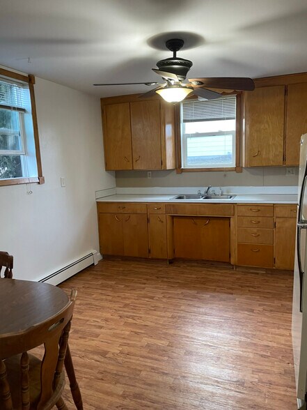 Building Photo - 300 13th St NW