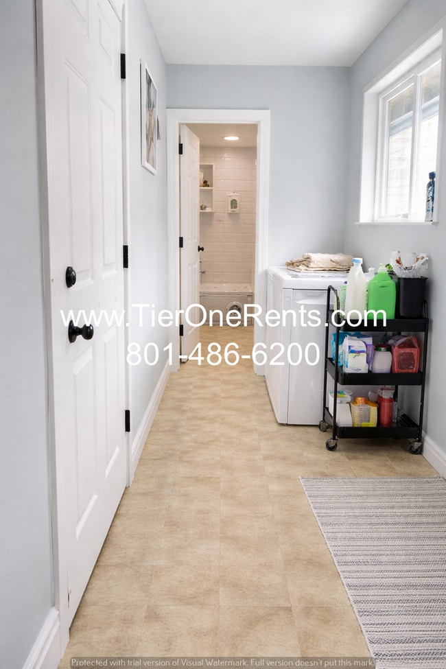 Building Photo - NO DEPOSIT option available for qualified renters with Obligo