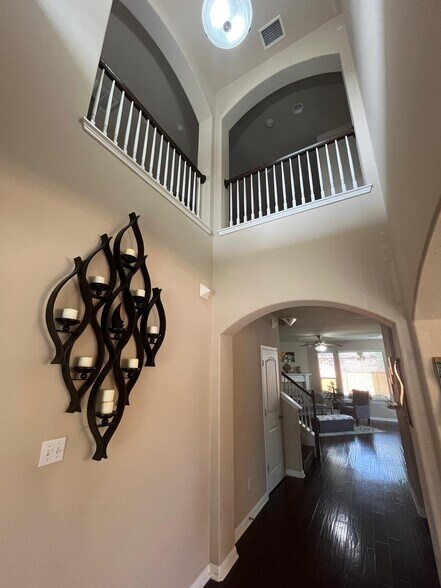 Building Photo - 2807 Prosperity