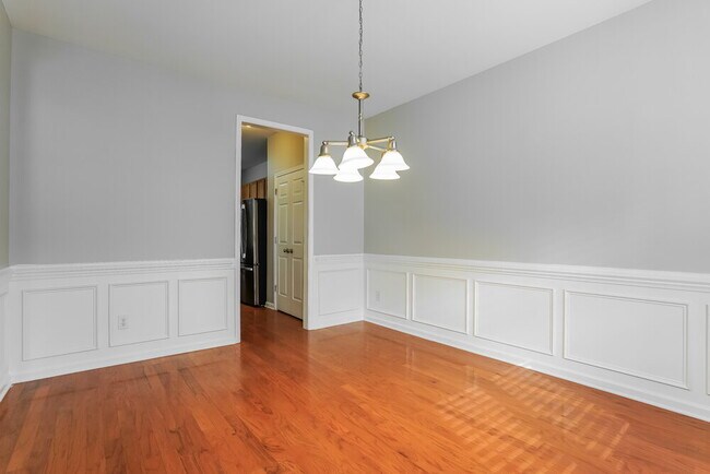 Building Photo - 117 Pearson Place