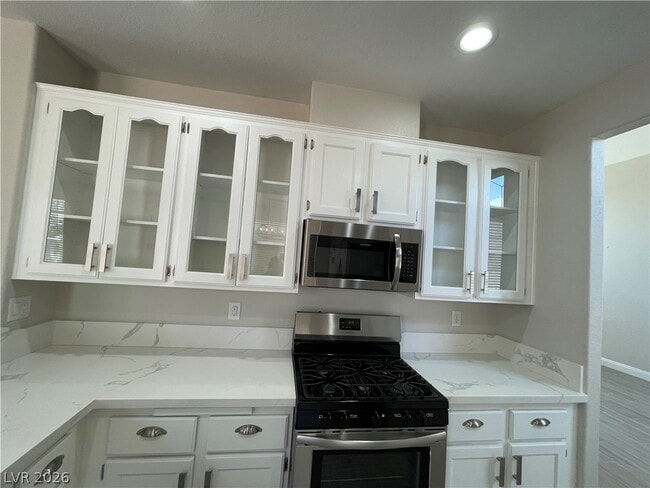 Building Photo - 7832 Blue Eagle Way
