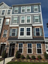 Building Photo - 719 McCormick Farm Dr