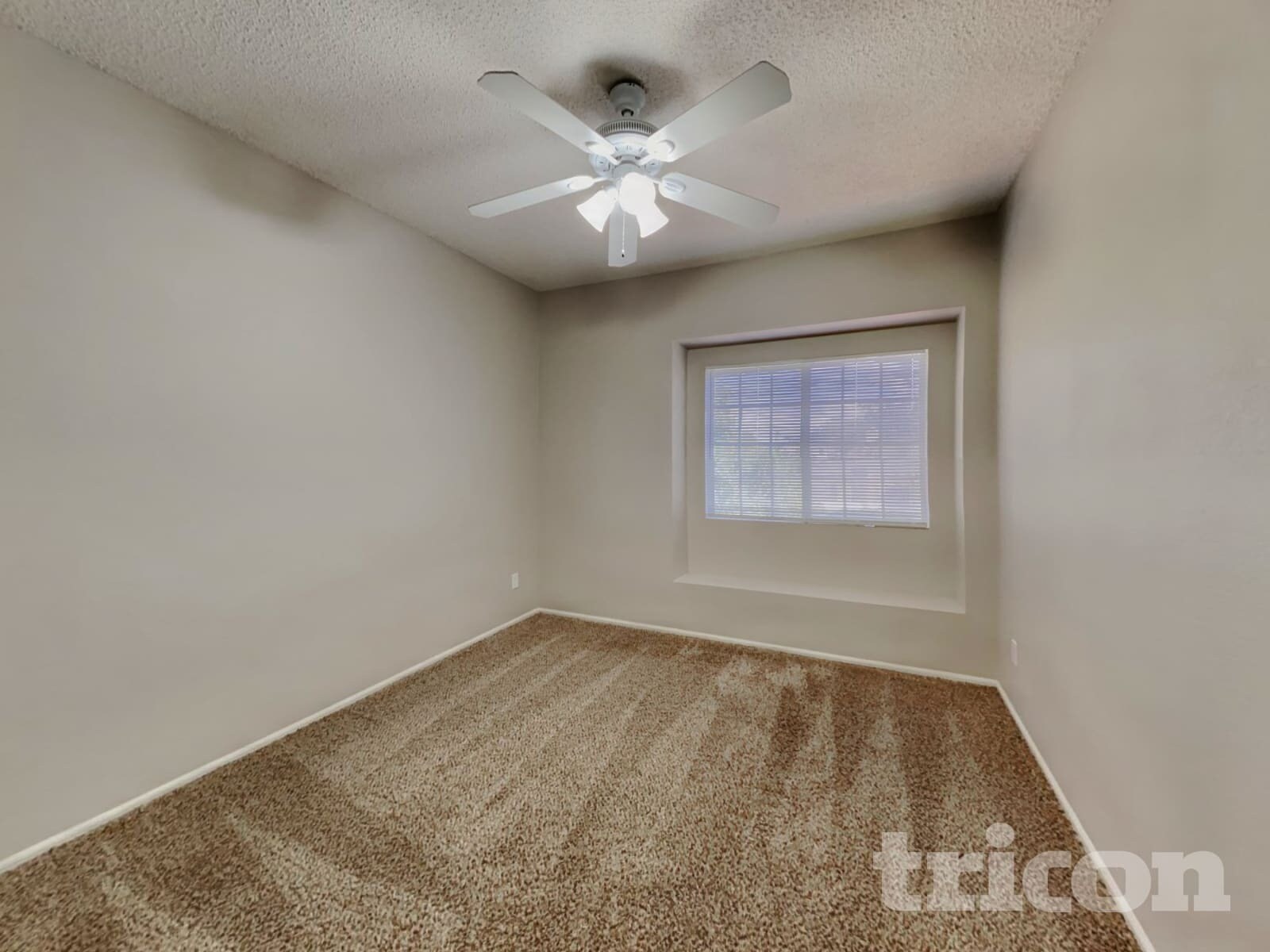 Building Photo - 5214 E Fountain St