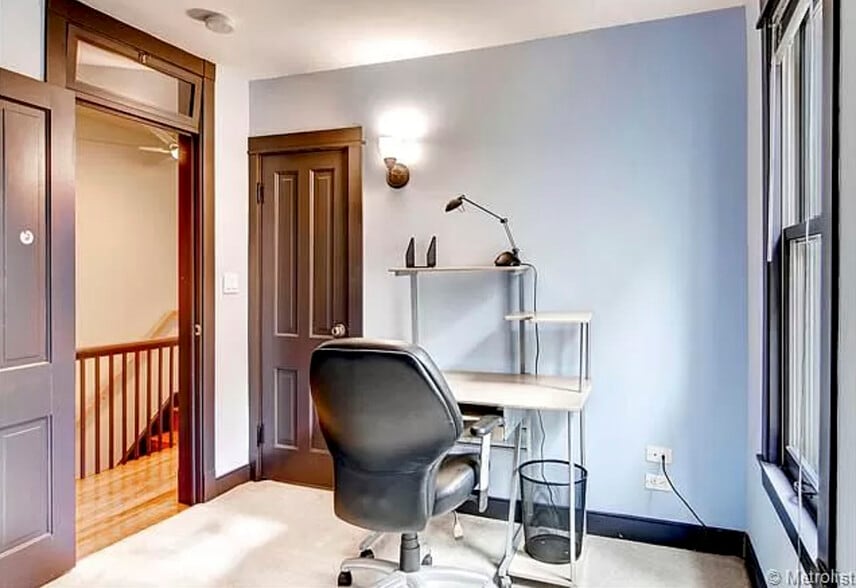 Room 2 - 1359 N Marion St