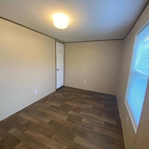 Building Photo - 115 English Ln