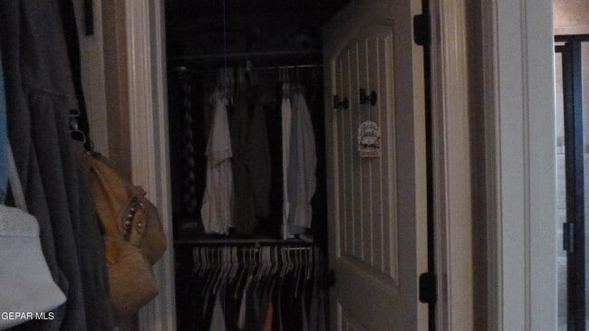 Building Photo - 14229 English Point Ave