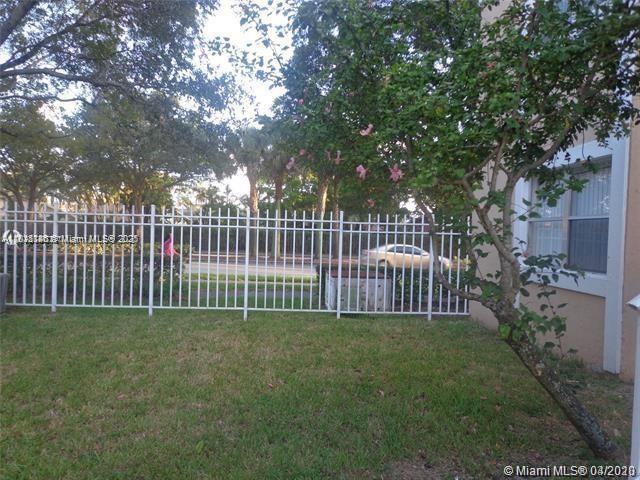 Building Photo - 2276 SW 81st Ave