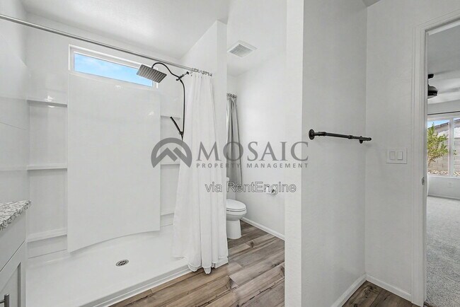 Building Photo - 1304 W Inca Dr