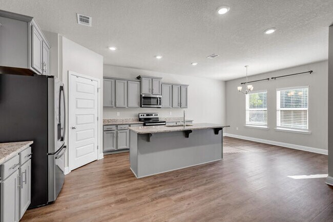 Building Photo - 9512 Mallette Dr