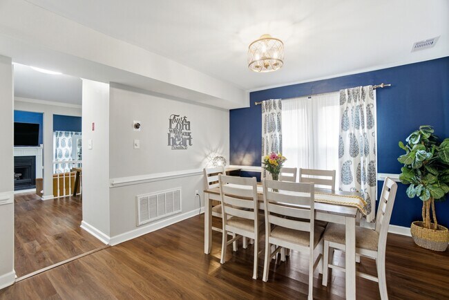 Building Photo - 1097 Honeycutt Way