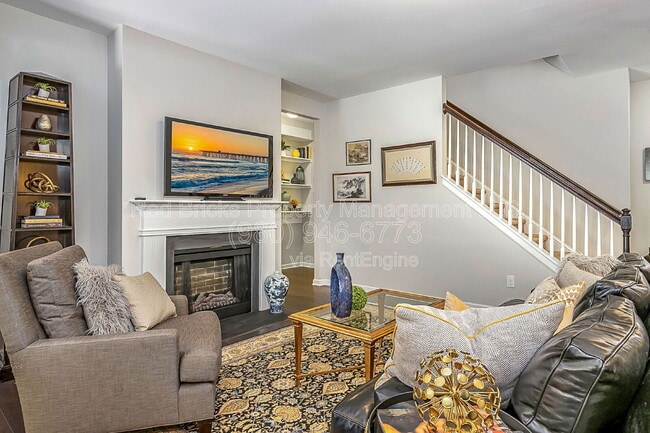 Building Photo - 9449 Glenburn Ln