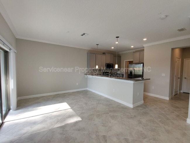 Building Photo - 1312 White Fox Run