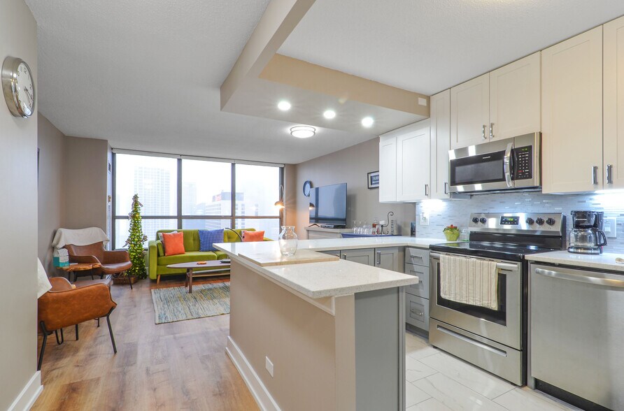 Building Photo - 405 N WABASH Ave