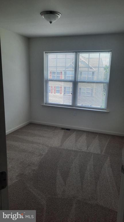 Building Photo - 832 Admiral's Quay Dr