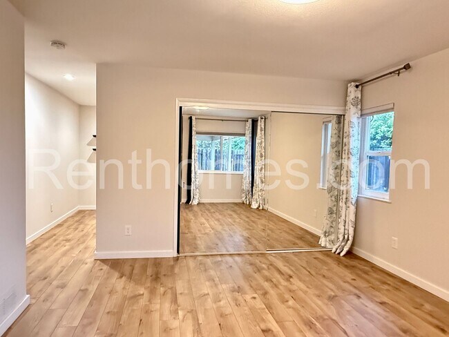 Building Photo - 16702 San Salvador Rd