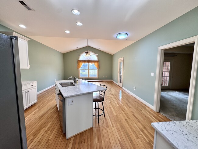 Building Photo - 88 St Annes Ct