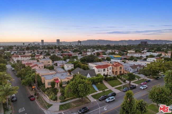 Building Photo - 1155 S Rimpau Blvd