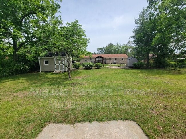 Building Photo - 208 Old Evans Rd