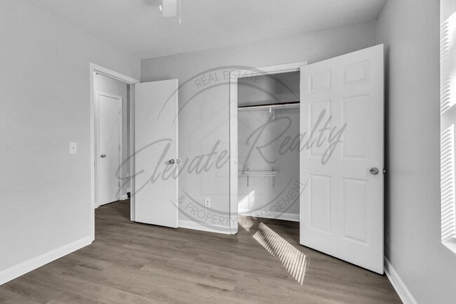 Building Photo - On Special: Two Bedroom Ranch Duplex in North Gallatin!