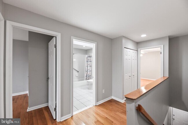 Building Photo - 6218 Lindbergh Blvd.