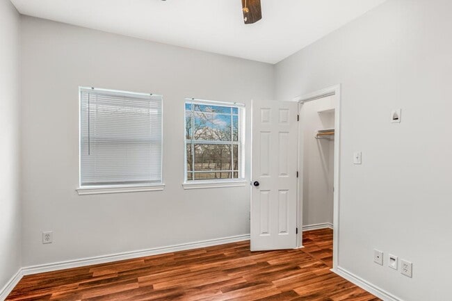 Building Photo - 3933 John Sharp Pkwy