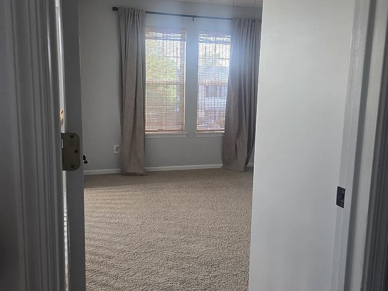 Building Photo - 158 Eagleton Cir