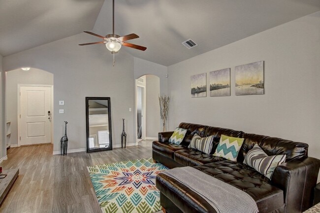 Building Photo - 2206 Oso Bay Preserve Dr