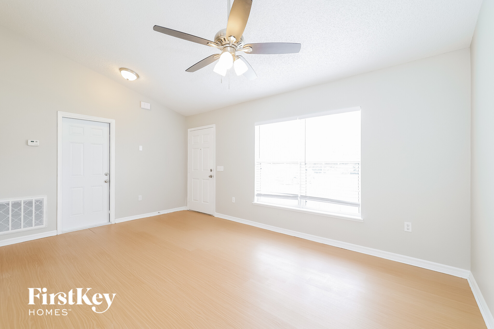 Building Photo - 408 Naples Ct