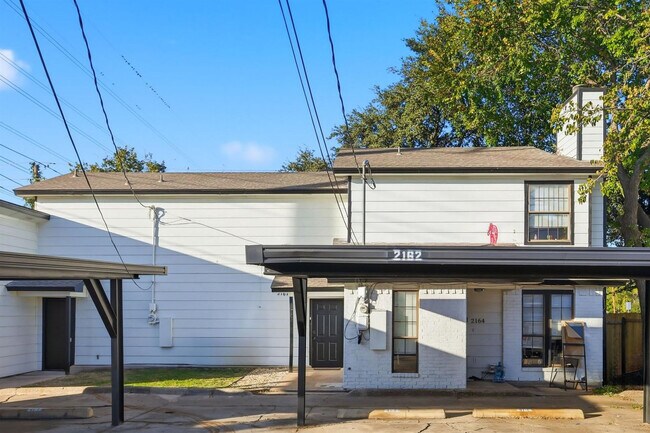 Building Photo - 2162 E Arkansas Ln