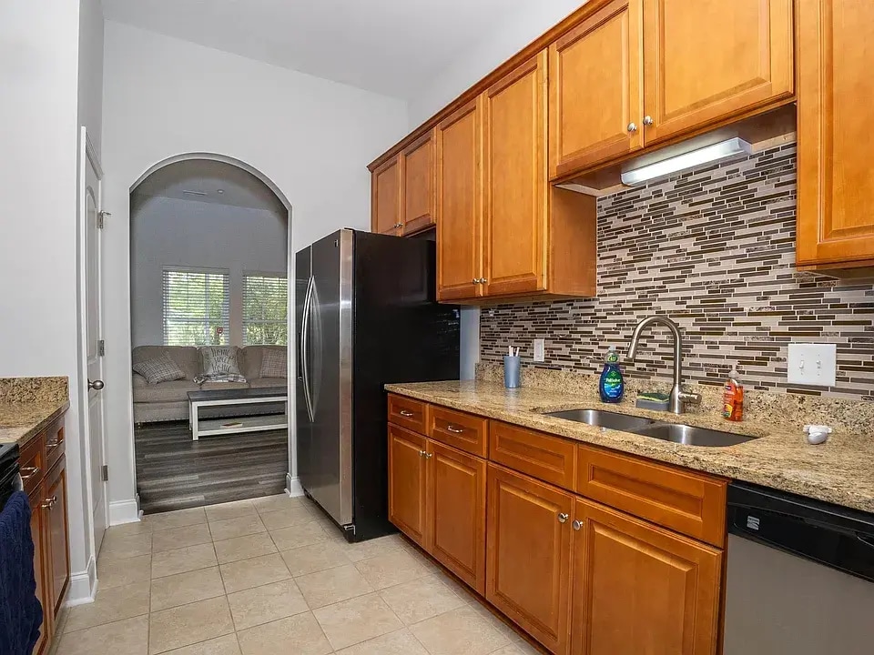 Building Photo - 1805 Low Country Pl