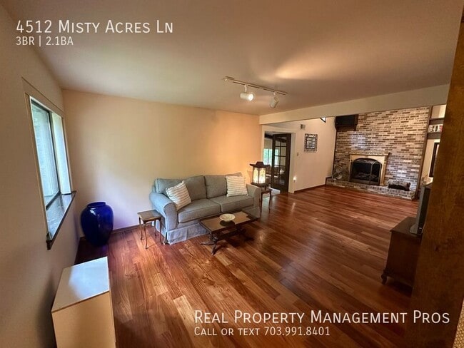 Building Photo - 4512 Misty Acres Ln
