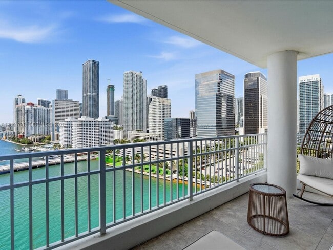 Building Photo - 701 Brickell Key Blvd