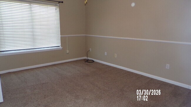 Building Photo - Great home close to Shopping, Hospital, Ft SIll