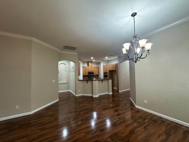 Building Photo - 416 Farinelli Pkwy