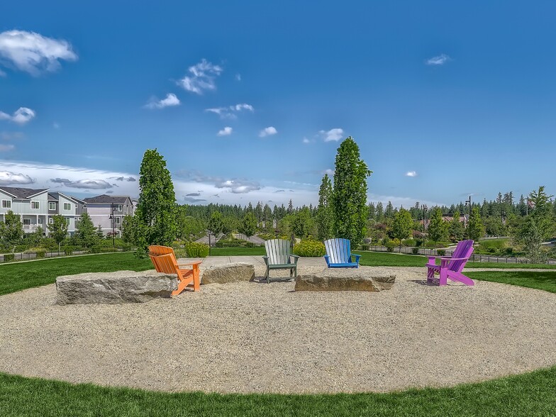 Building Photo - 23297 SE Dogwood St