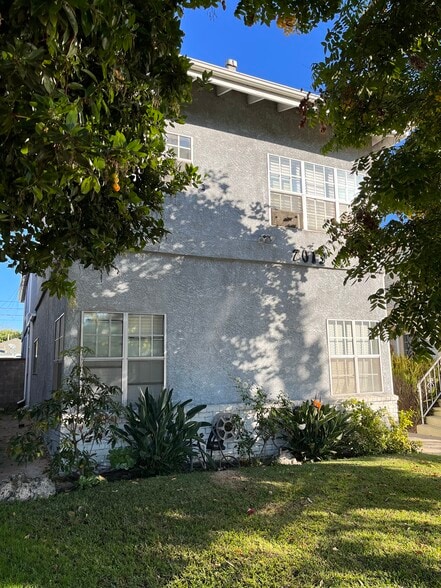 Building Photo - 7013 W Manchester Ave