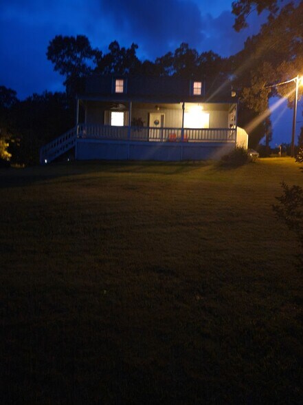 Building Photo - 396 Haley Rd