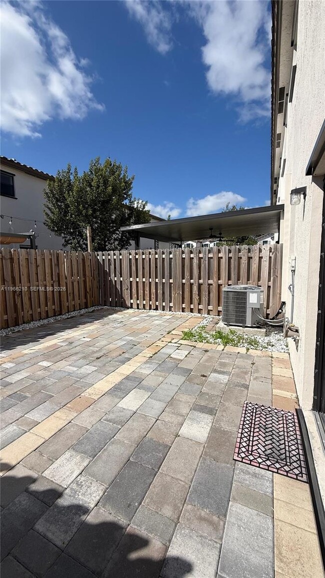 Building Photo - 11964 SW 244 Ln