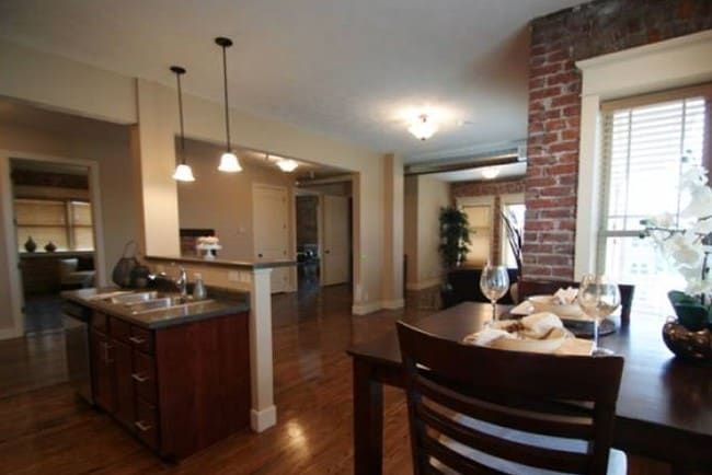 Interior Photo - The Unitah Flats Apartments
