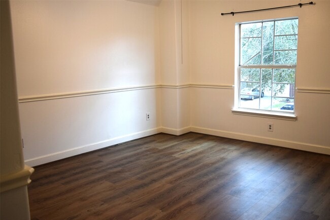 Building Photo - 4911 Dwarf Honeysuckle Ct