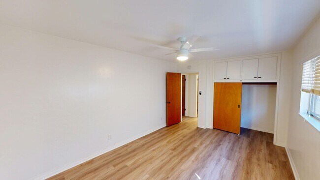 Building Photo - 1030 Isabella Ave