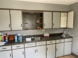 Building Photo - 1800 6th St