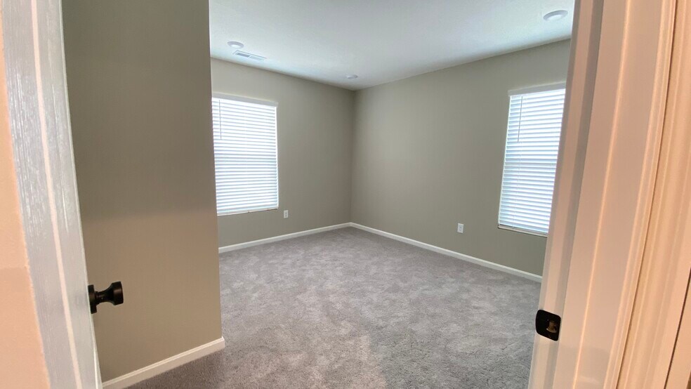 Building Photo - 1635 Autumn Spice Pl