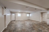 Building Photo - 8718-8720 E Winner Rd