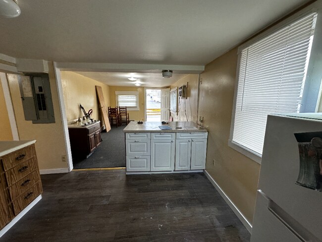 Building Photo - 1118 17th St