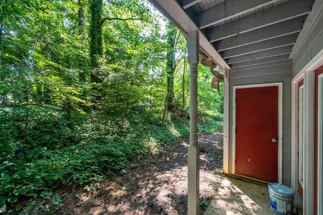 Building Photo - 1311 Park Glen Dr