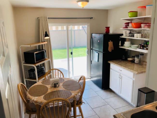 Building Photo - 0000 W Andrews