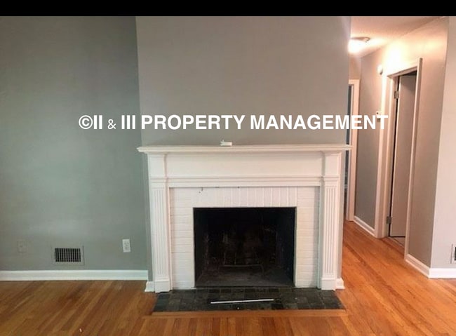 Building Photo - 2001 W 85th Terrace