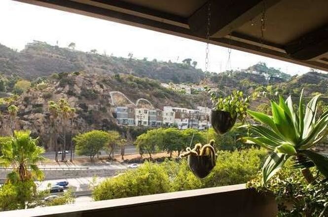 Building Photo - 2700 Cahuenga Blvd E